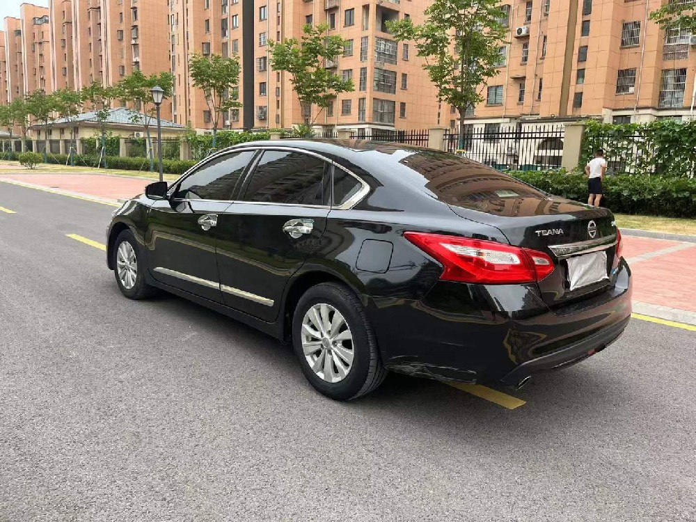 汽车押绿本贷款和押车贷款需要的条件